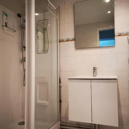 Apartment De Charme, 30' Paris, 5' Evry, 10' Orly *