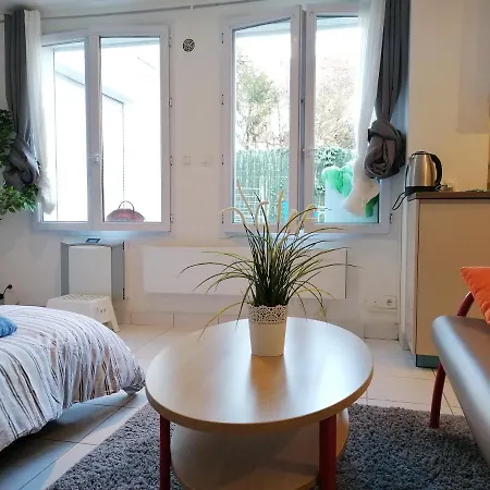 De Charme, 30' Paris, 5' Evry, 10' Orly Appartement