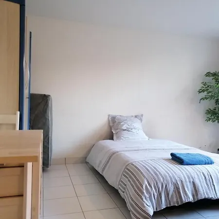 De Charme, 30' Paris, 5' Evry, 10' Orly Apartment *